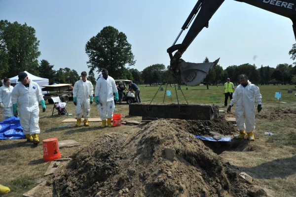 762E76EF-1CBD-46C8-BCD9-061216864CF5